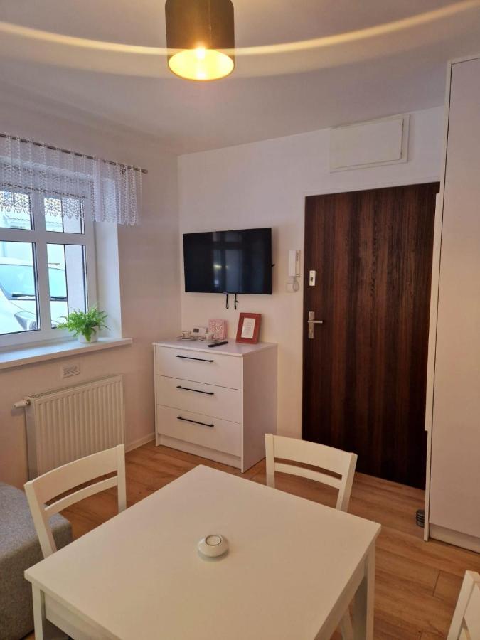 Apartament Przy Deptaku เยเลเนียกูรา ภายนอก รูปภาพ